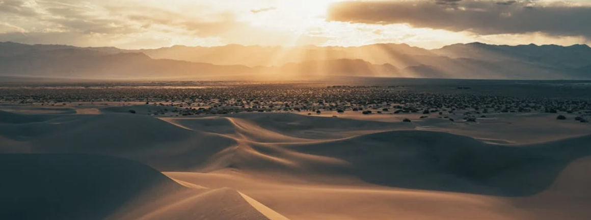 top desert treks worldwide